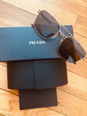 NWOT, Prada Gold Aviator Sunglasses with Gray Lenses., PR 67ZS.